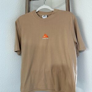 WOMEN'S NIKE NRG ACG XS TEE